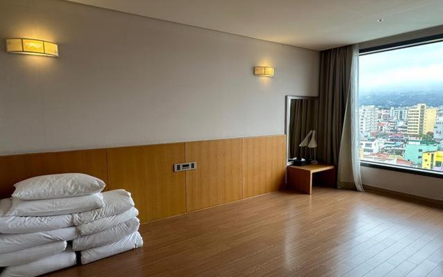 Mstay Hotel Согвипхо Экстерьер фото