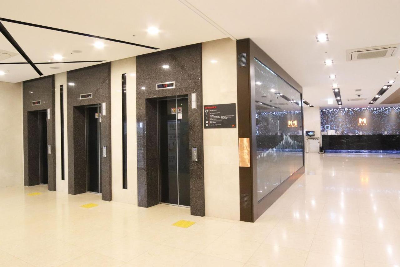 Mstay Hotel Согвипхо Экстерьер фото